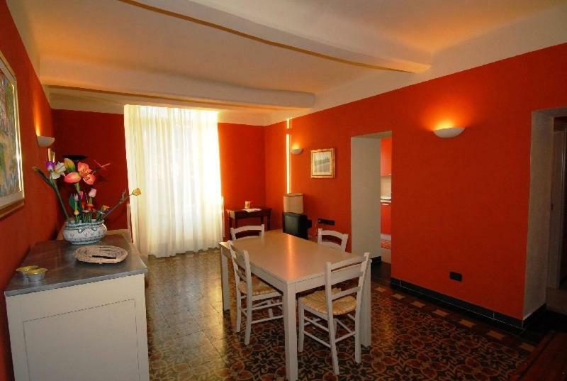 La Casa Di Nonno Gino Apartment Леванто Екстериор снимка